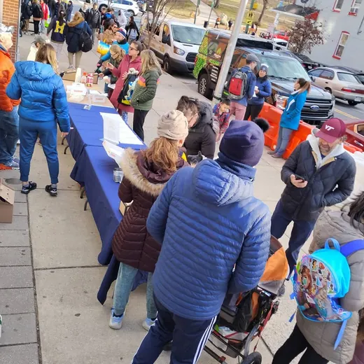 Neighbourhood day outside HHA