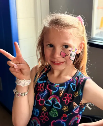 Peace signs for the camera